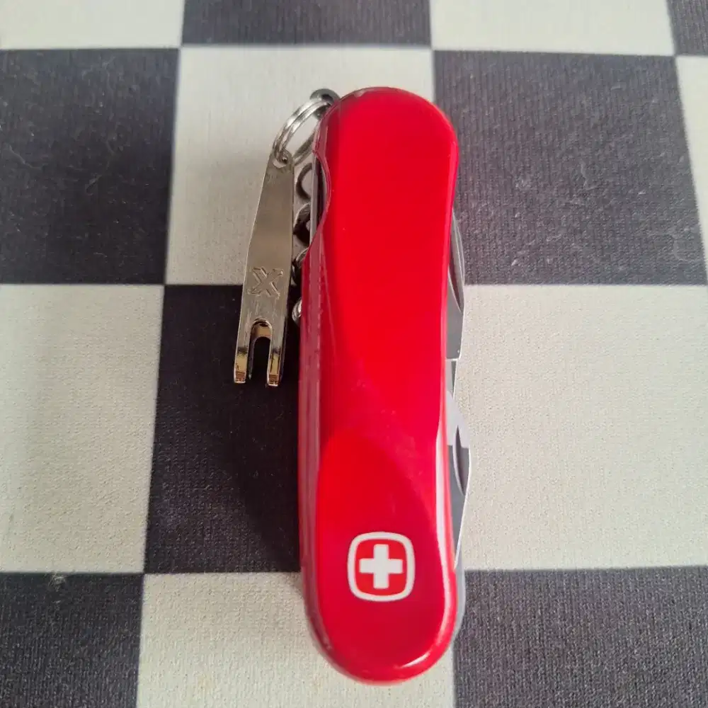 Wenger evolution 17 85 mm 4 layer pocket knive, survival knife, edc