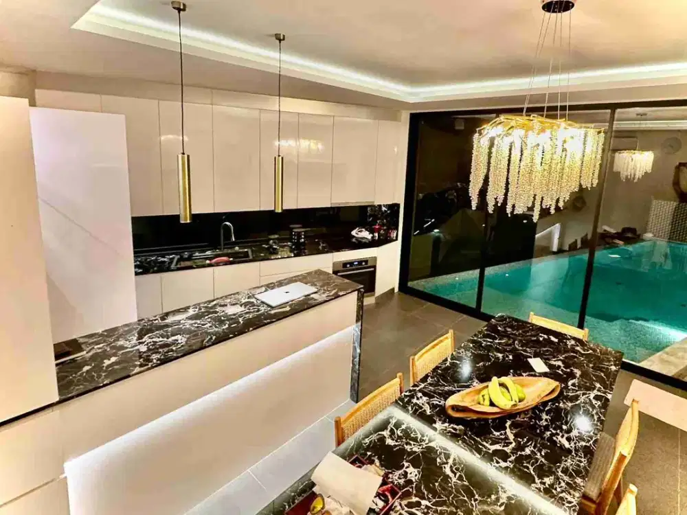 jual vila lt3 tibubeneng canngu badung