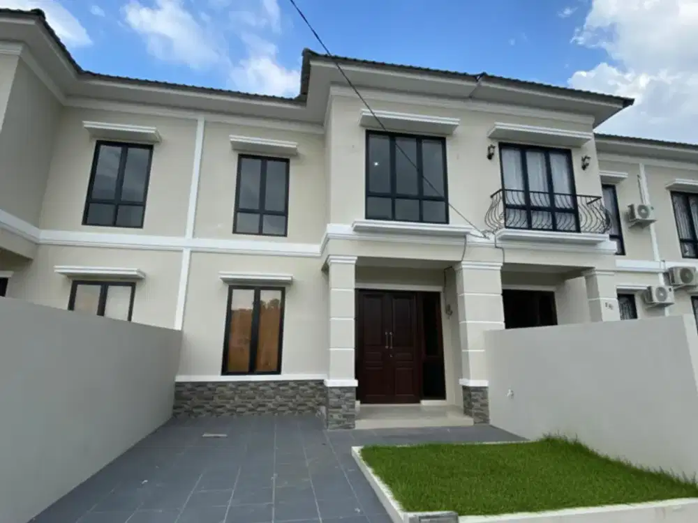 ASTERIA PADANG BULAN BUNGA ESTER PINGGIR JALAN BESAR DEKAT KAMPUS USU