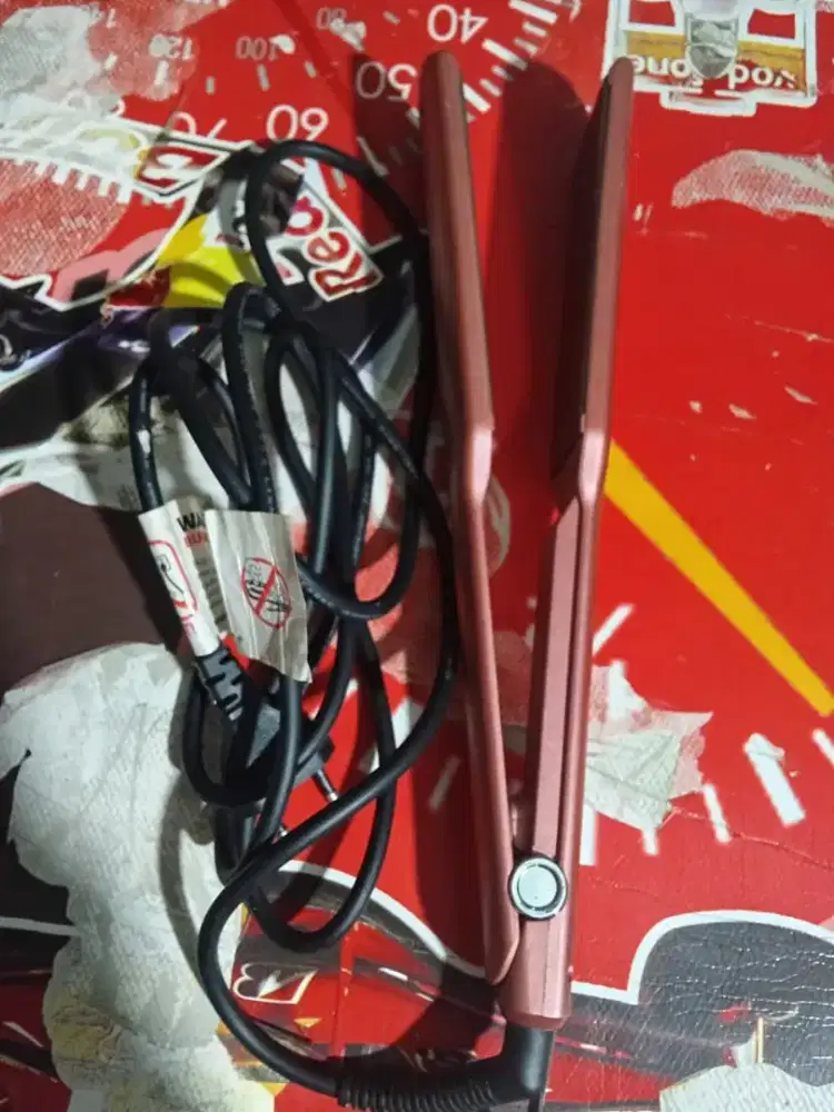 Catokan rambut tersedia