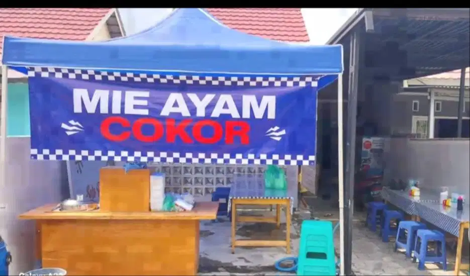 Lowongan kerja waiters/kasir