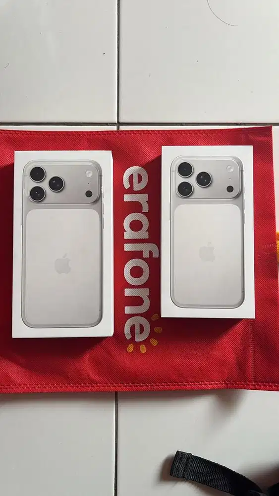 Iphone 17 promax 256 silver iBox