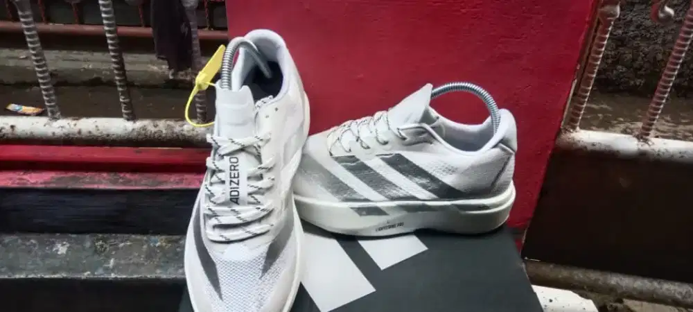 Sepatu Adidas Adizero
