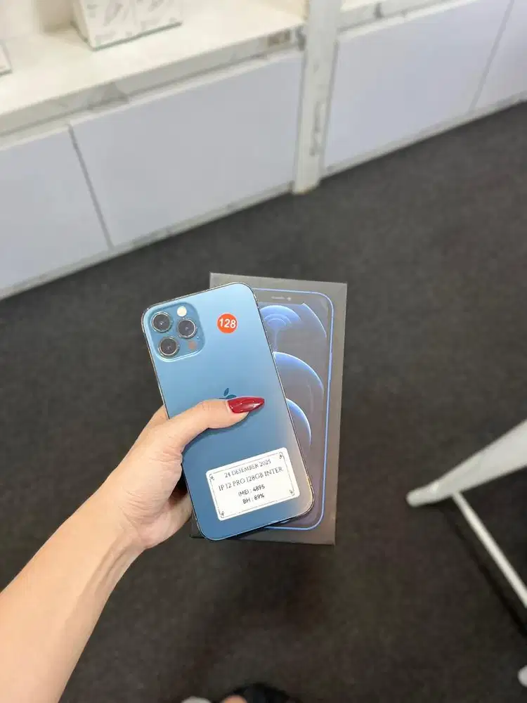 Iphone 12 PRO 128GB fullset mulus nominus terima tt cod kredit