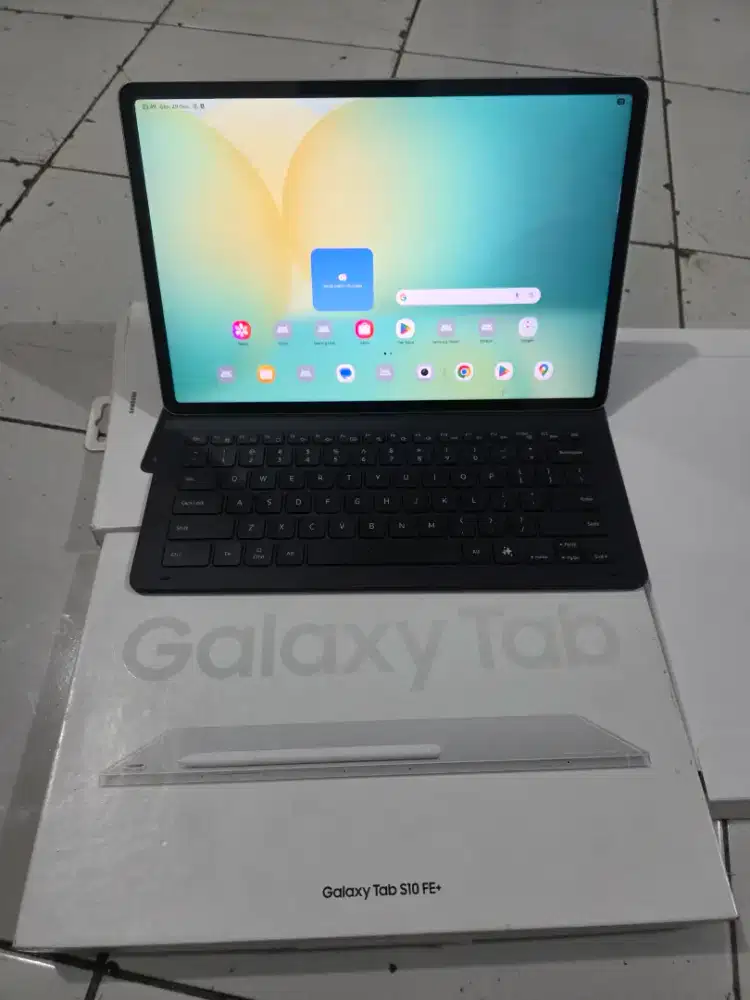 Samsung Tab S10 FE plus Wifi 12/256gb Lengkap Mulus