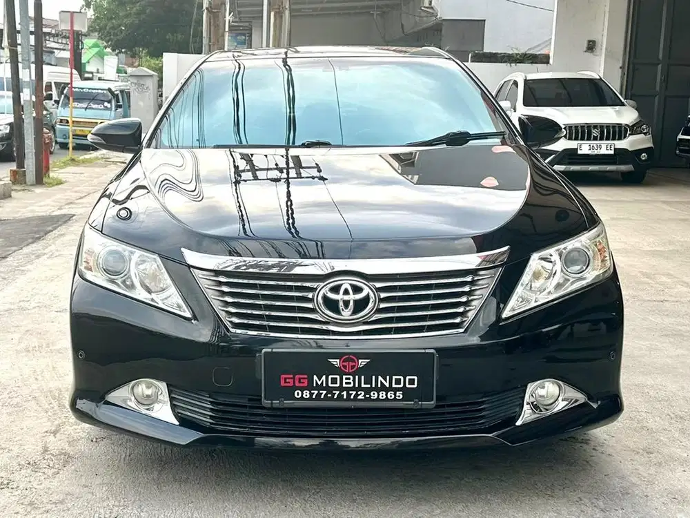 Toyota Camry 2.5 V Automatic Th 2013