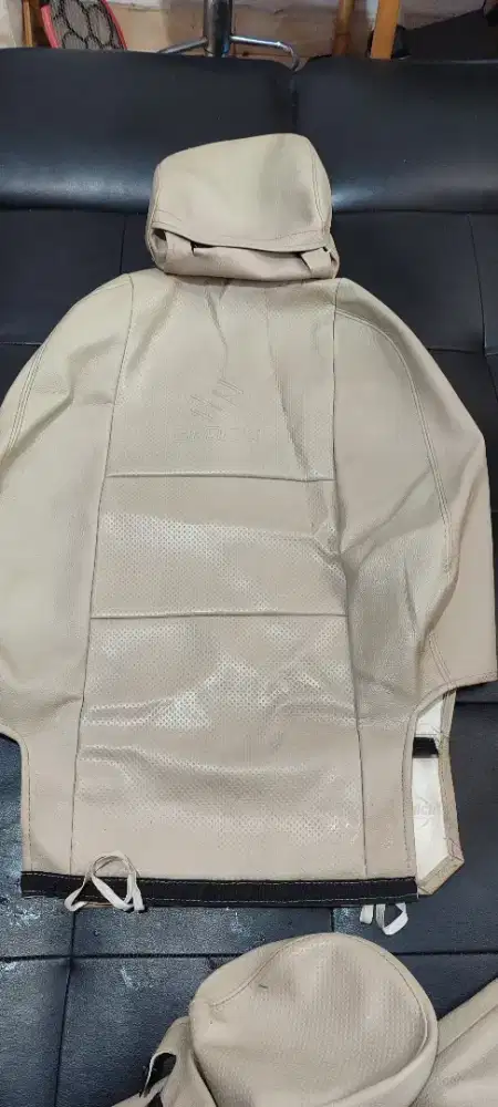 Sarung jok Suzuki ertiga 2017 bahan mb tech