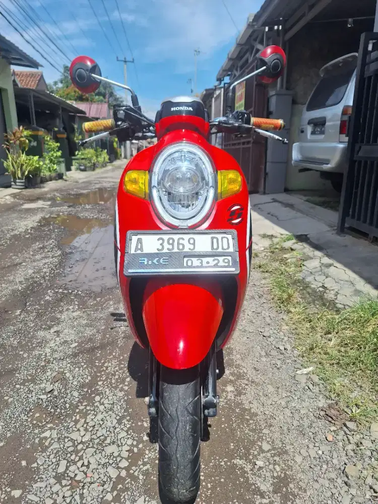 Honda Scoopy 2019