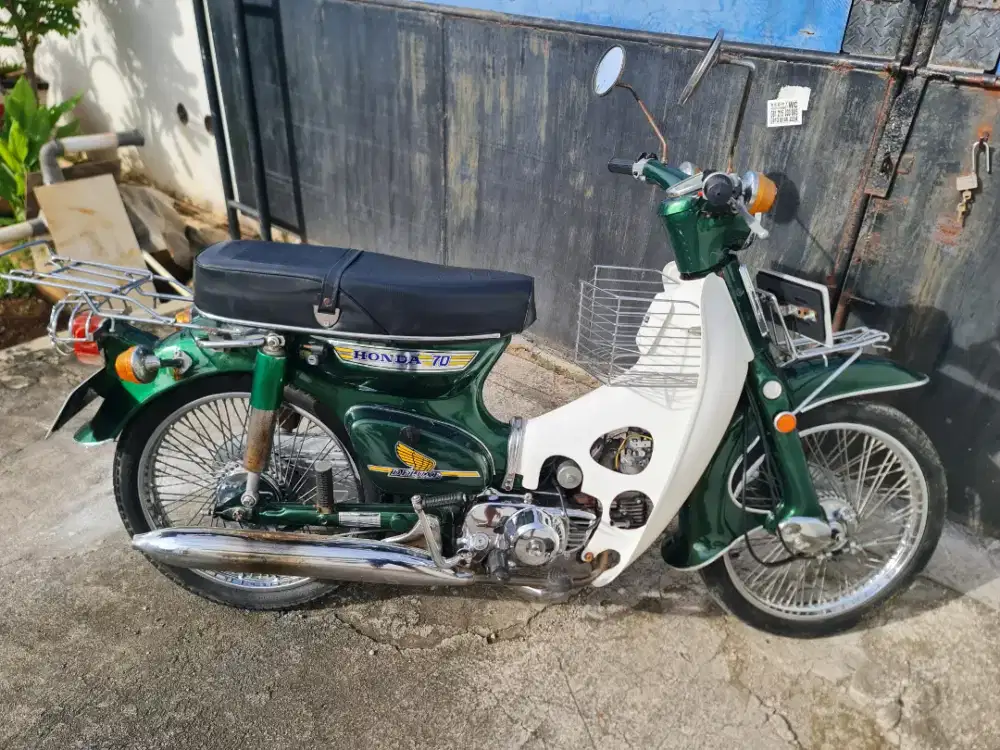 Honda c70 hijau bagus