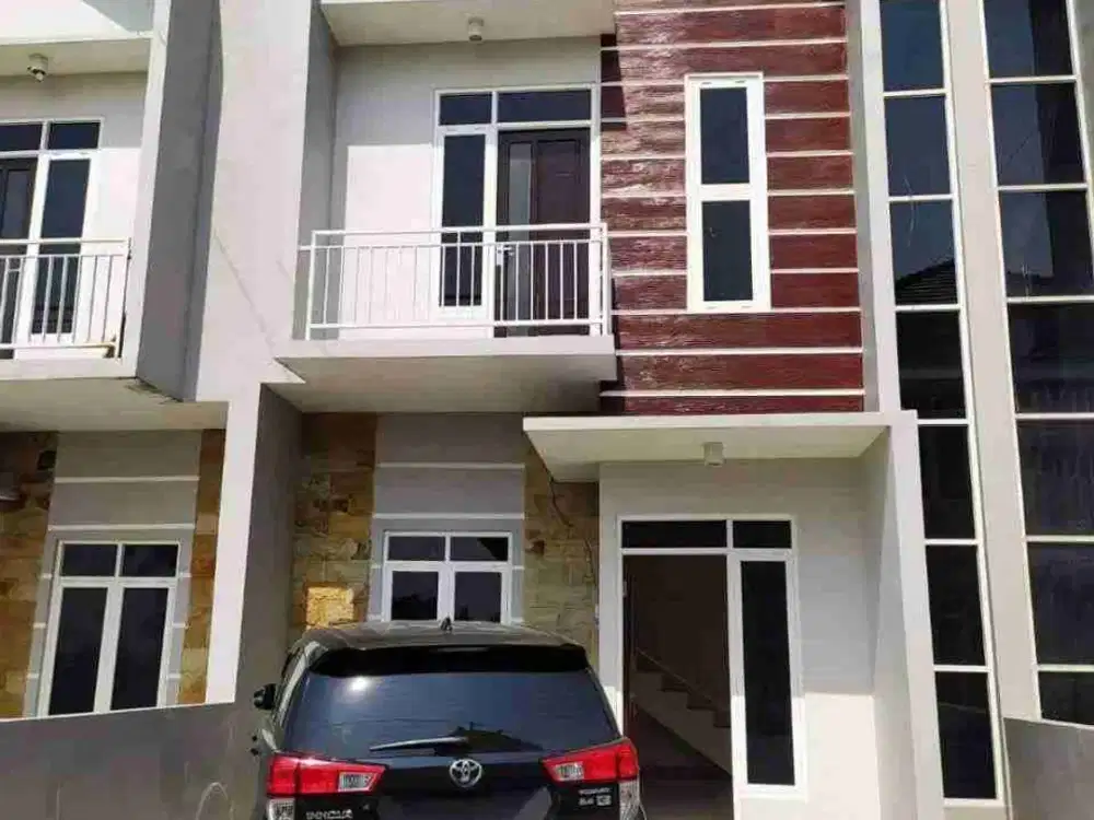 DIJUAL RUMAH BARU 2 LANTAI DEKAT KAMPUS ITN2 dibawah harga pasar
