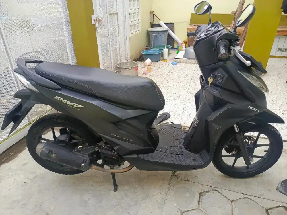 Dijual Honda Beat Deluxe th 2020 Pemakaian Pribadi masih mulus