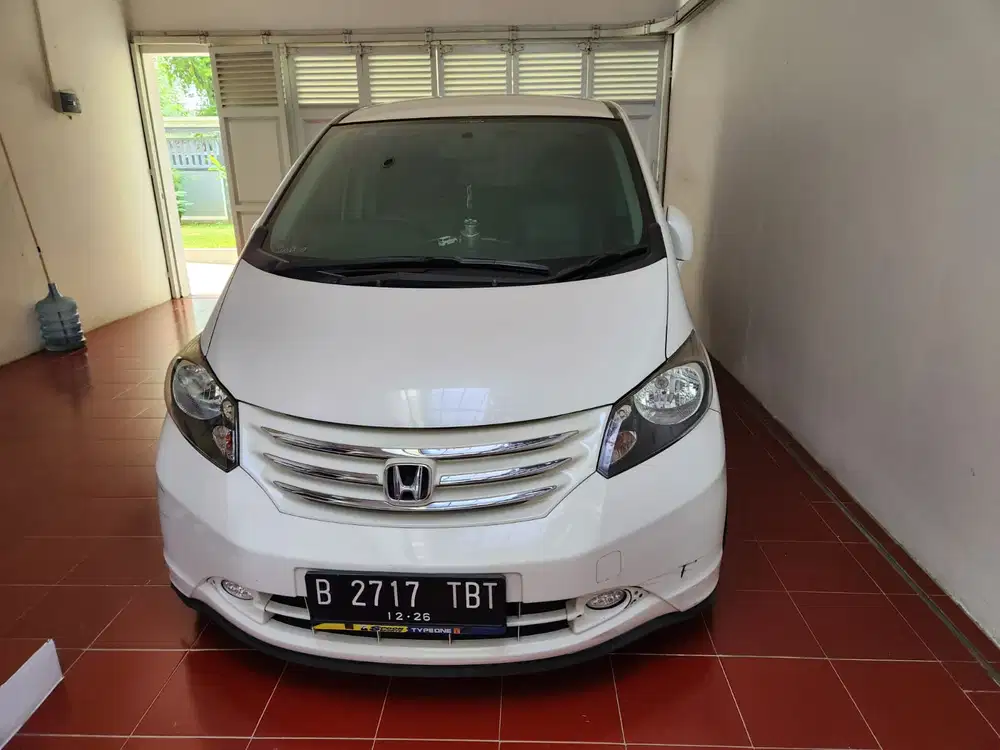 Honda Freed 2011 Bensin