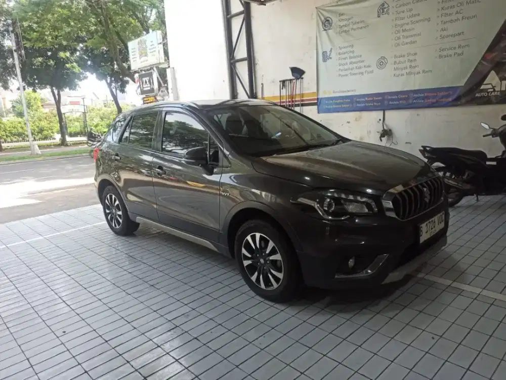 Jual sx4 cross 2018 pribadi