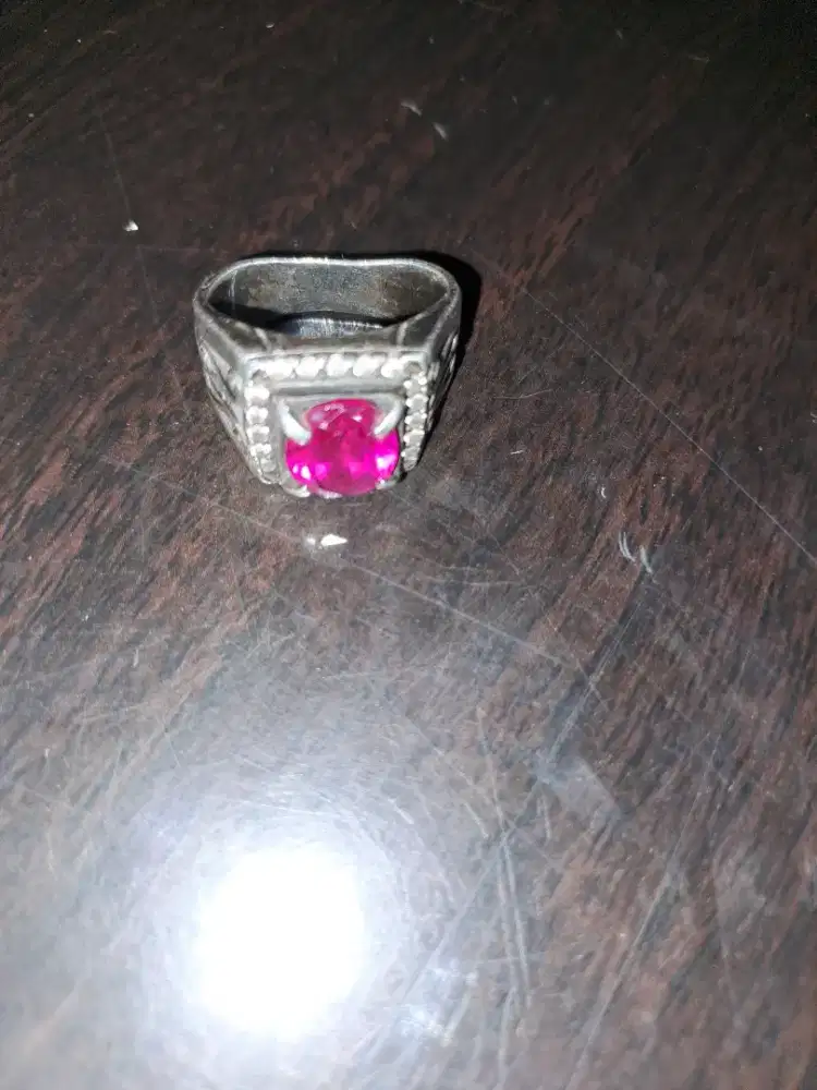 batu cincin perhisan tangan