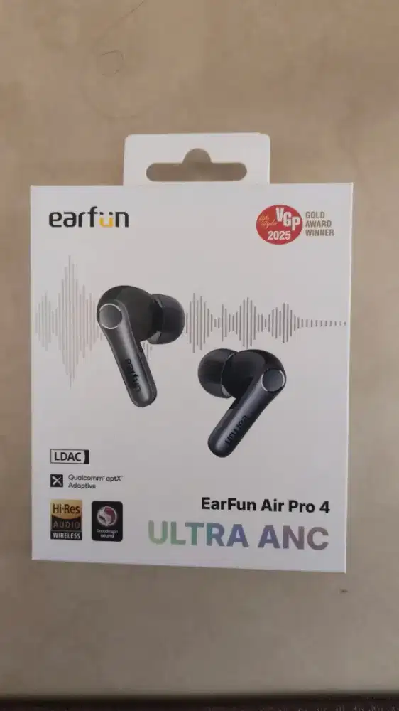[LIKE NEW] EarFun Air Pro 4 - Pemakaian < 1 Bulan - Garansi AKTIF