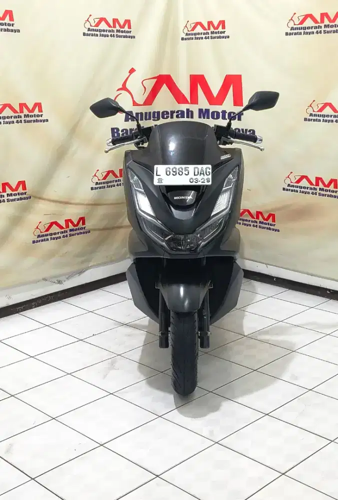 Honda PCX 160 Abs Tahun 2024 warna Hitam doff
