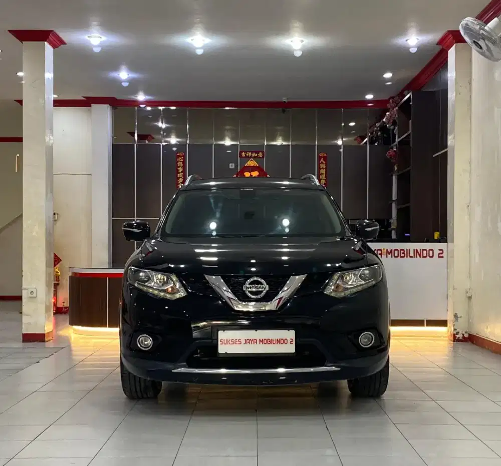 NISSAN X-TRAIL T32 2.5 CVT 2015