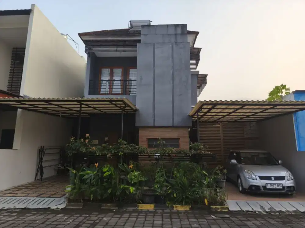 JUAL MURAH RUMAH PALAGAN UTARA HOTEL HYATT JOGJA, DALAM PERUMAHAN DAN KOLAM RENANG