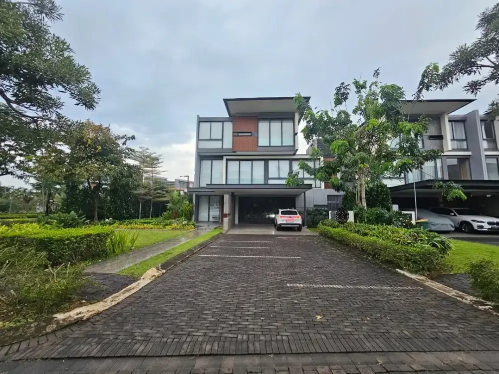 Dijual Rumah Mewah Cluster Lyndon Navapark, Premium Living di BSD City
