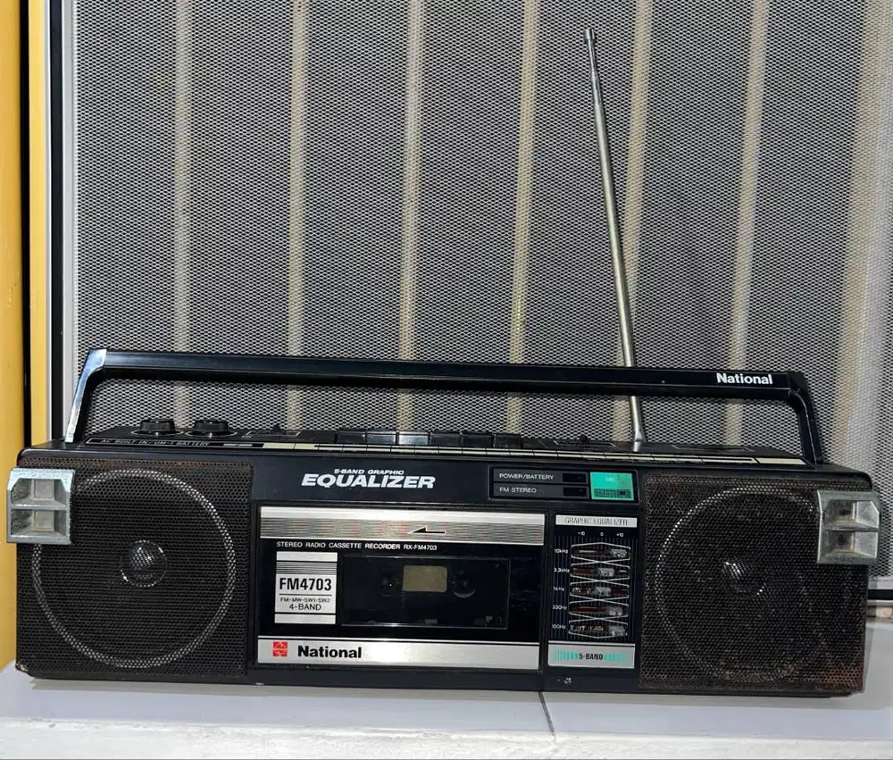 NATIONAL RX-FM4703 Stereo Radio Cassette Recorder