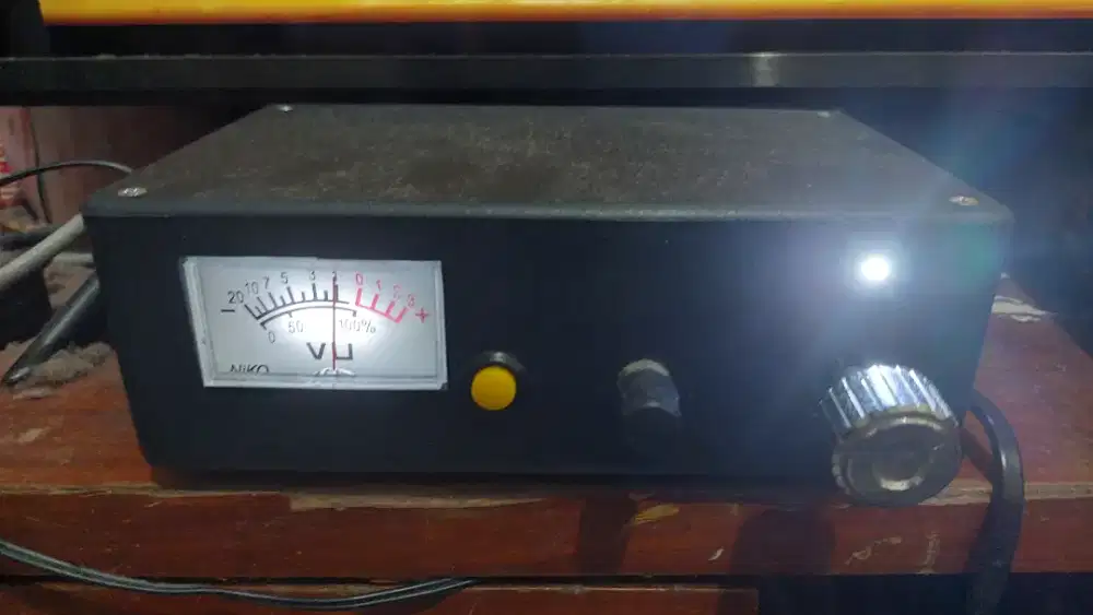 Radio fm tuner fm vu meter ampli speaker