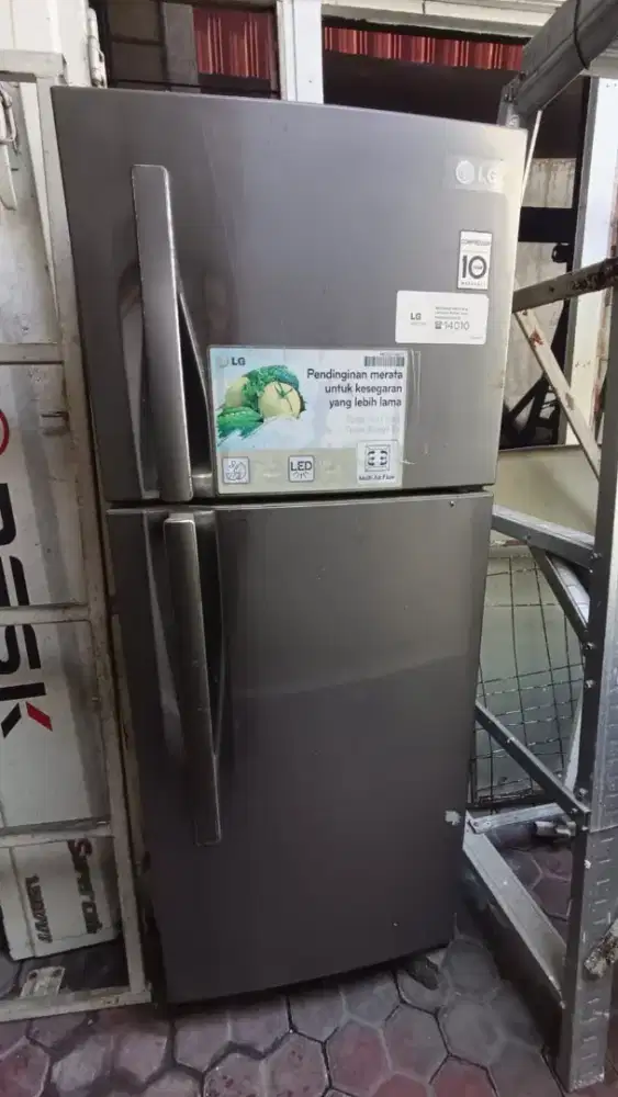 Jual beli brang bekas AC tv kulkas all.