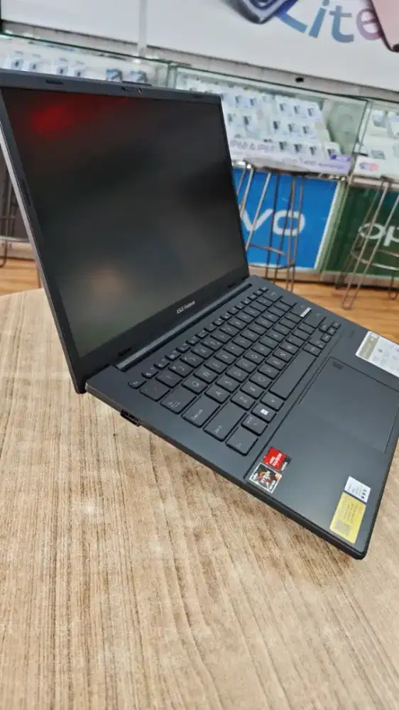 Asus Vivobook laptop kuliah