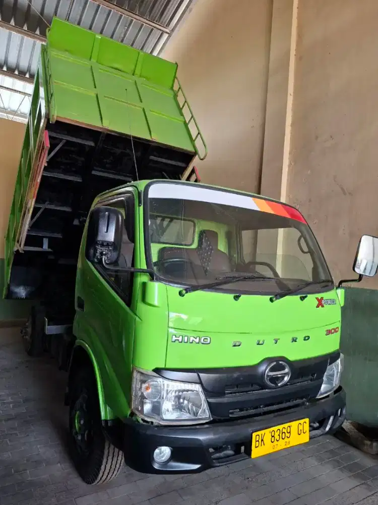 Truk Dump Hino Dutro 136HD Indeks 9 CDD 4x2 Th. 2023