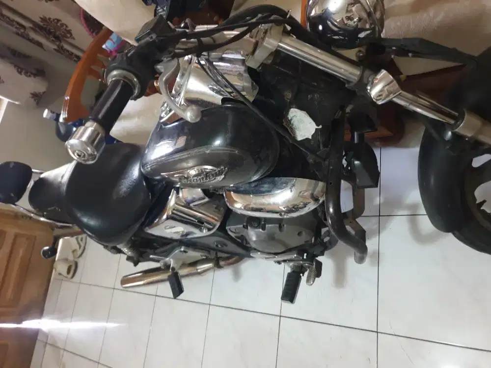 Cruser, model harley , phantom Ta 200