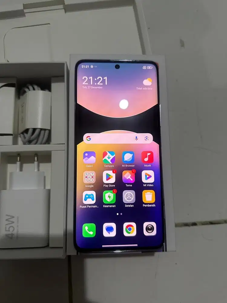 Dijual Xiaomi Note 14 Pro Purple 5G 8/256GB Resmi Mulus Lengkap