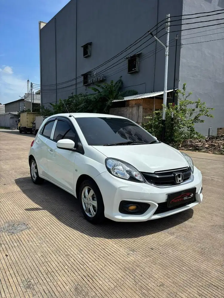 Honda Brio 1.2 E CVT 2017 Automatic ( Putih Metalik )