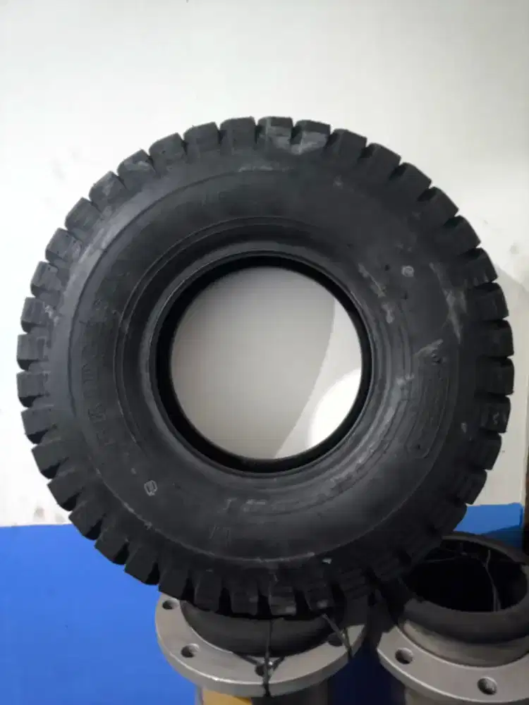 Ban forklift UK. 6.50 + ban dalam