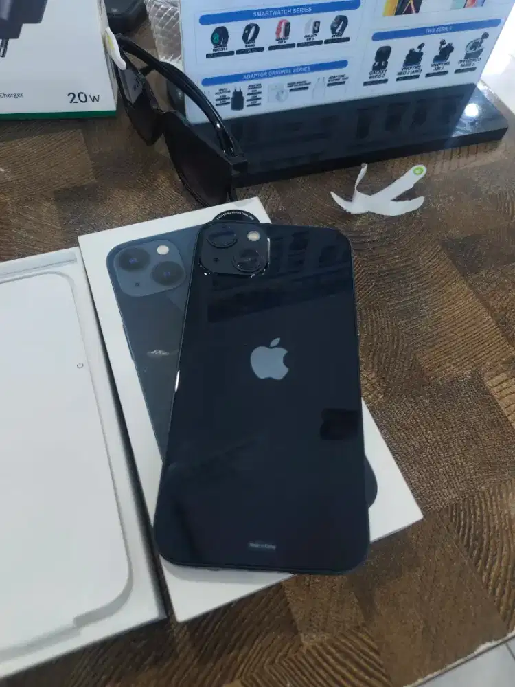 Iphone 13 ready garansi resmi