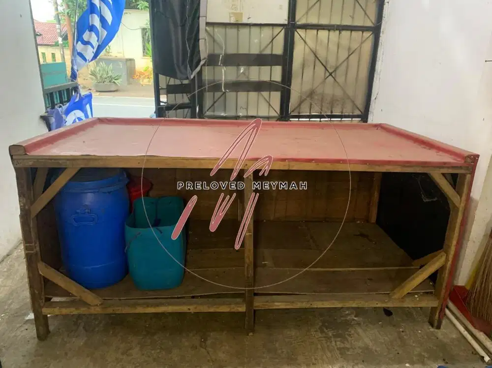 Meja Kayu Display Jualan