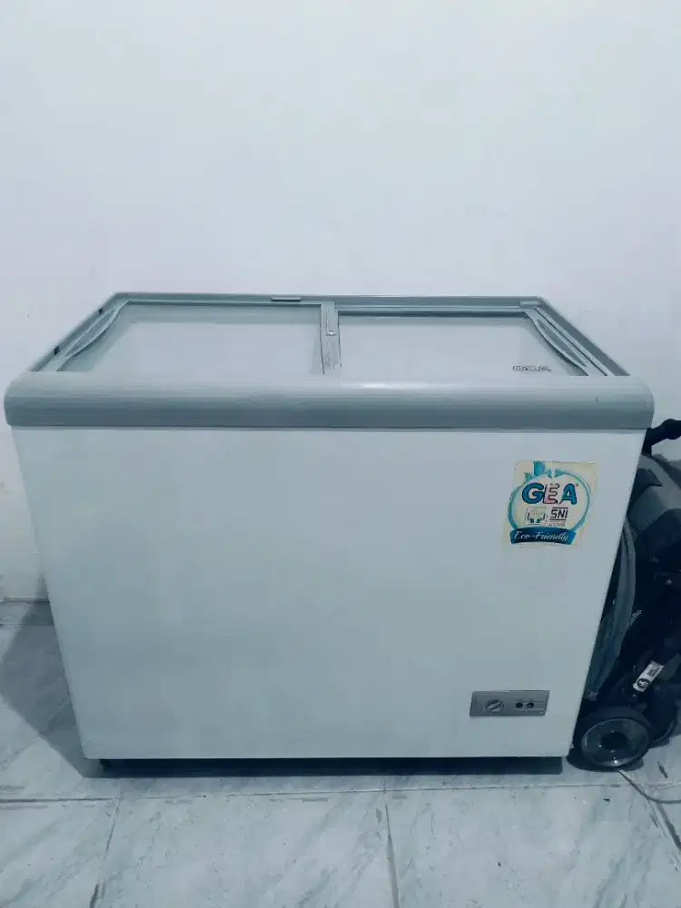 Freezer Box Gea 200L Normal