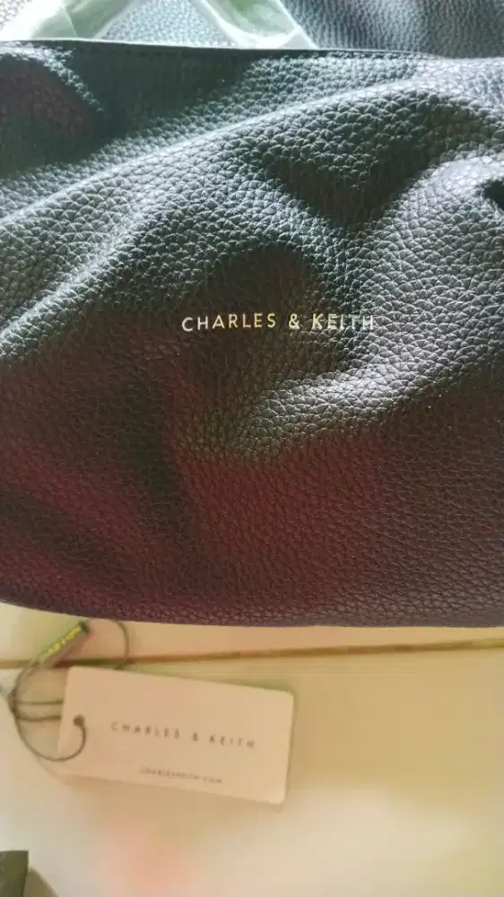Tas wanita  Charles n ketih