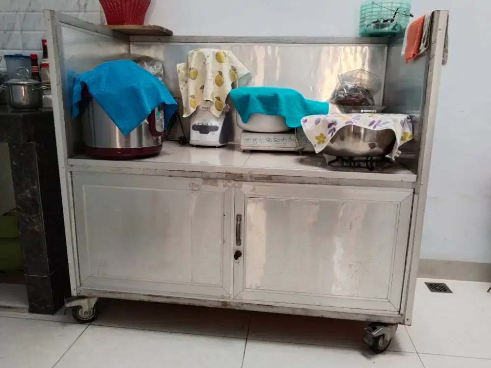 Lemari Dapur Stainless Beroda