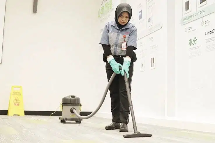DIBUTUHKAN SEGERA OFFICE GIRL (JANITOR PEREMPUAN)