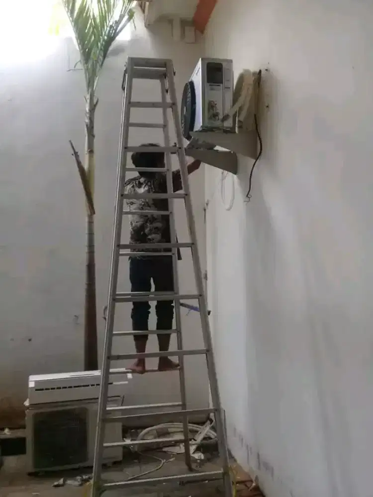 Tukang service AC panggilan terdekat dan lain seperti bongkar pasang