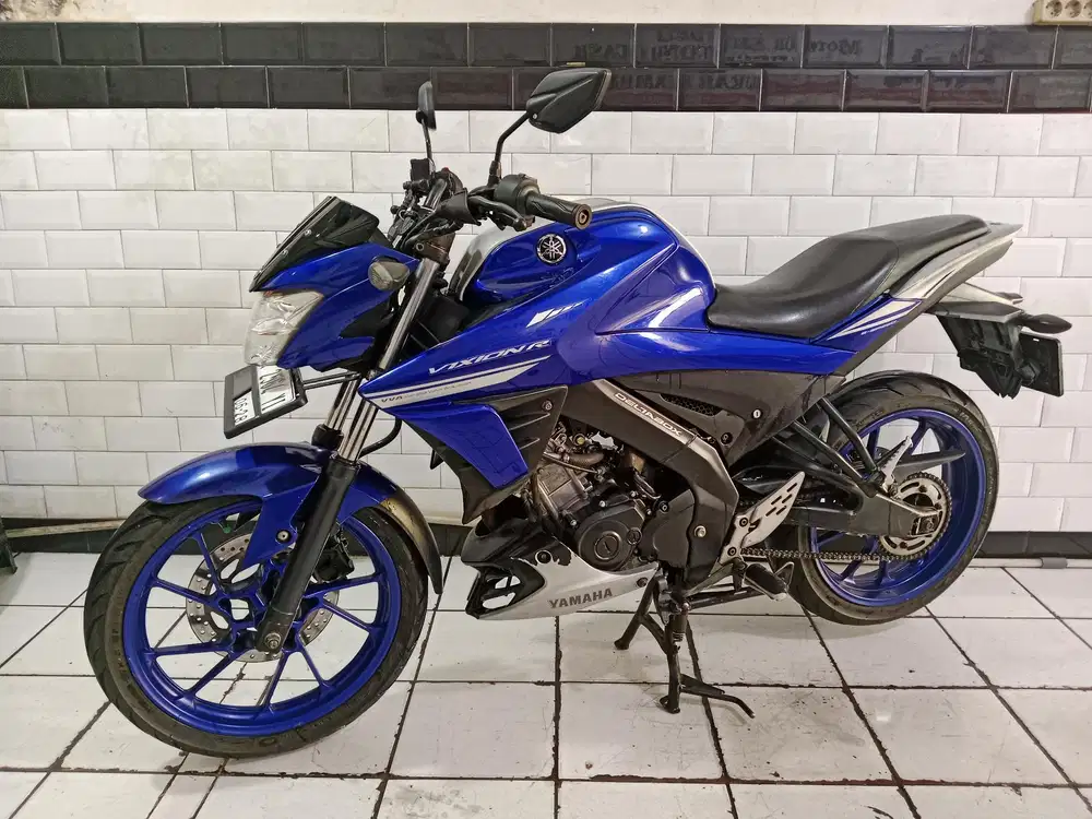 Dijual cepat Vixion R 2018 surat lengkap
