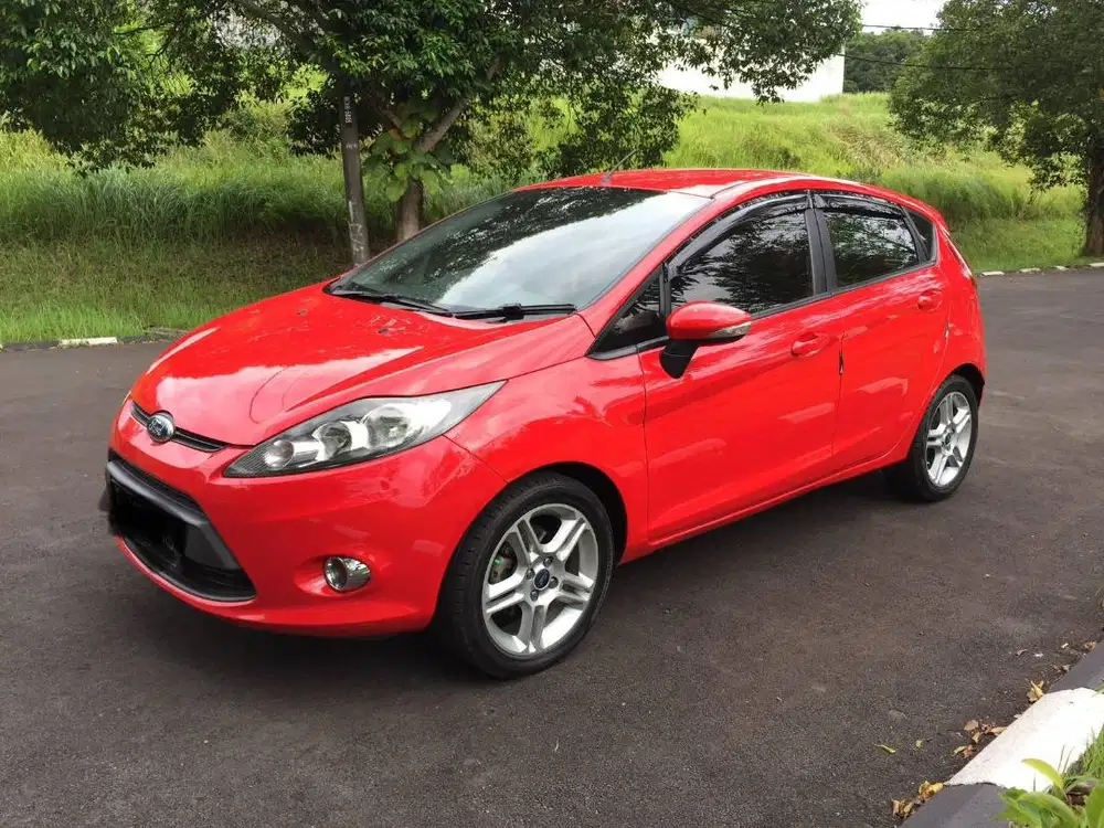 Ford fiesta 1.4 trend A/T 2013