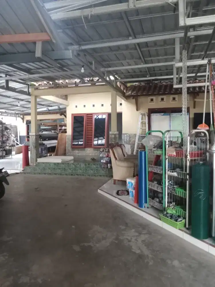 DI JUAL RUMAH LUAS + KOST & TOKO