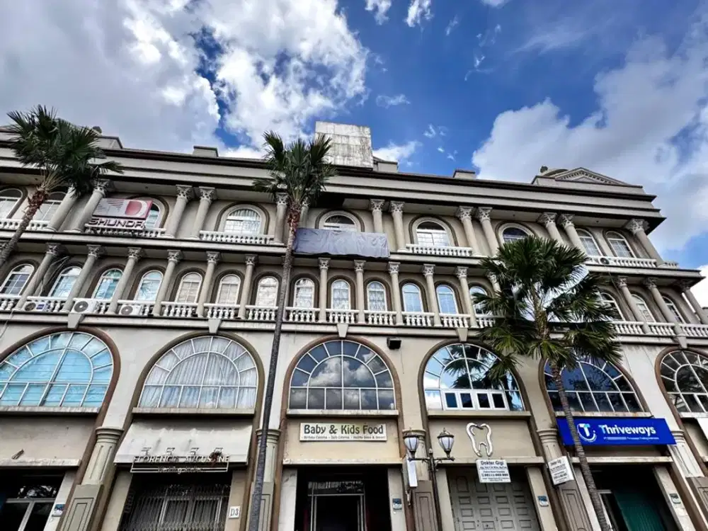 Disewakan ruko sedayu square hadap jalan besar 4 lantai at jakarta utara