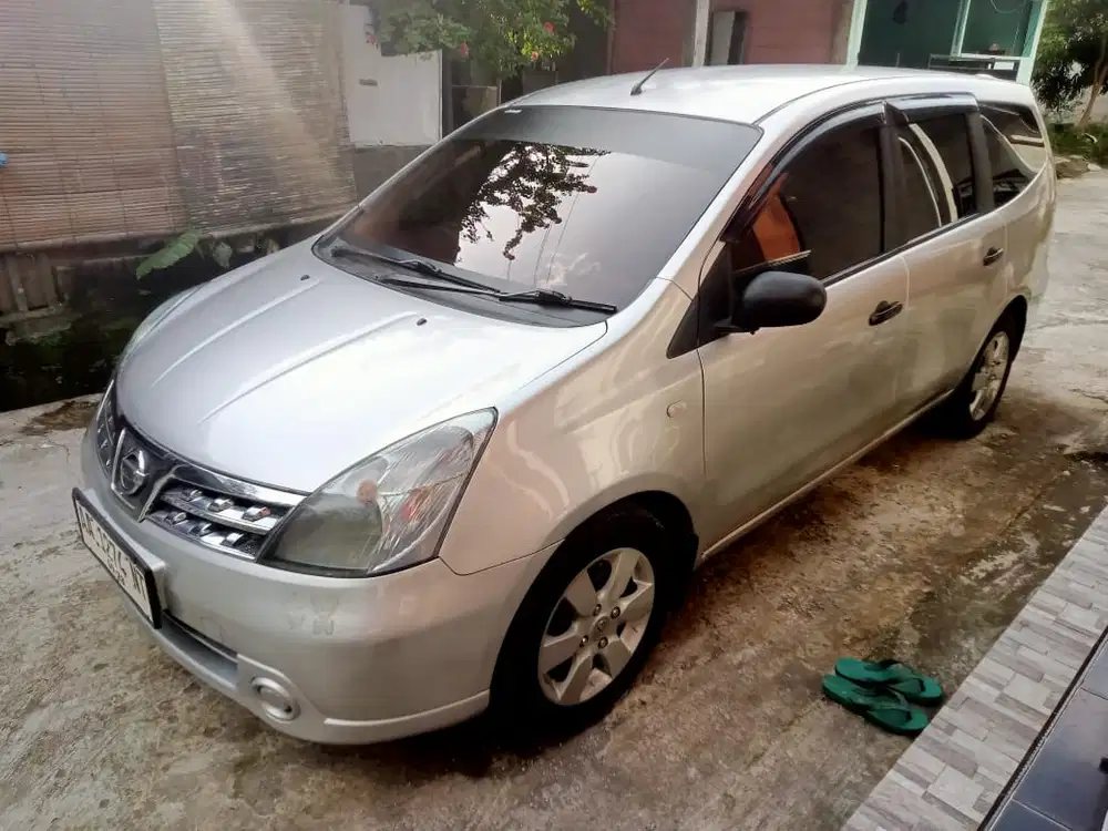 Nissan Grand livina 2008 Bensin