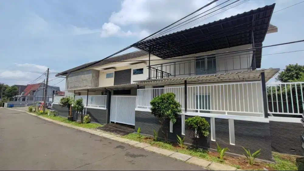Rumah Luas Di Pinggir Jalan Bisa Untuk Kantor dan Gudang di Depok