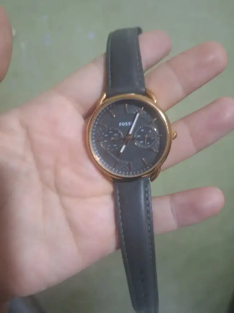 Jam tangan cewek Fossil