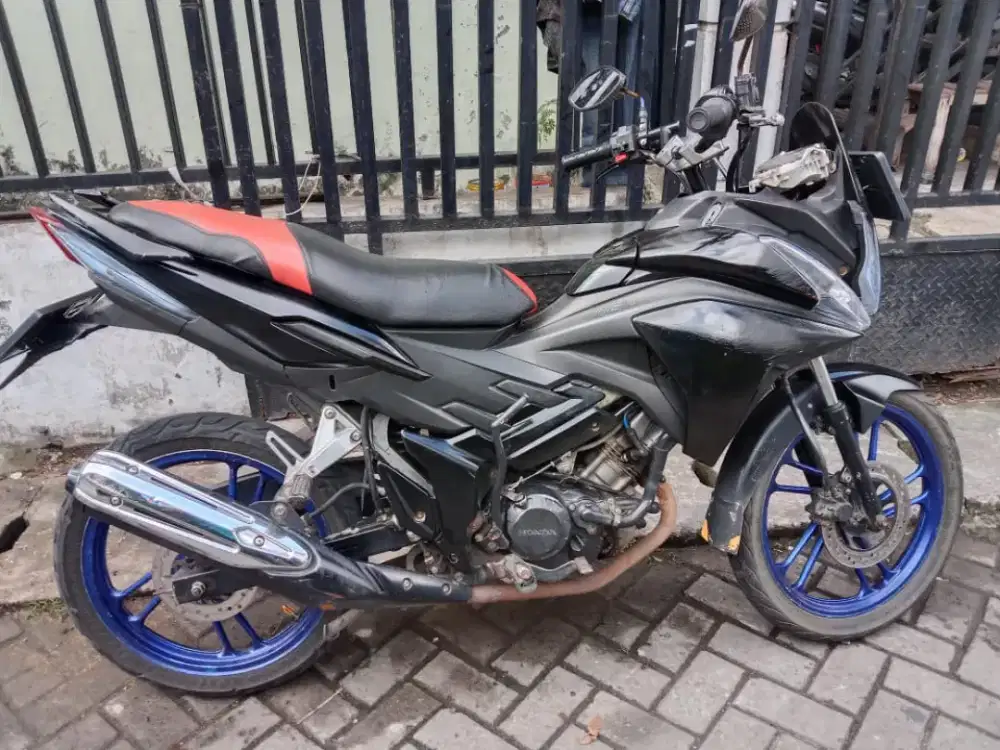 HONDA CS 1 TAHUN 2009