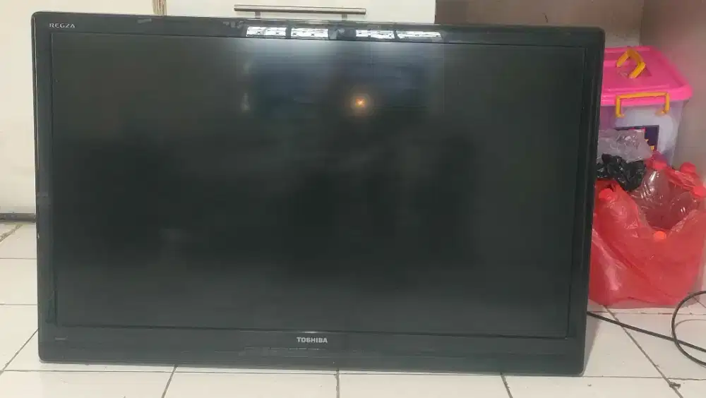 Jual TV LCD 42 inch merk Tosiba Regza