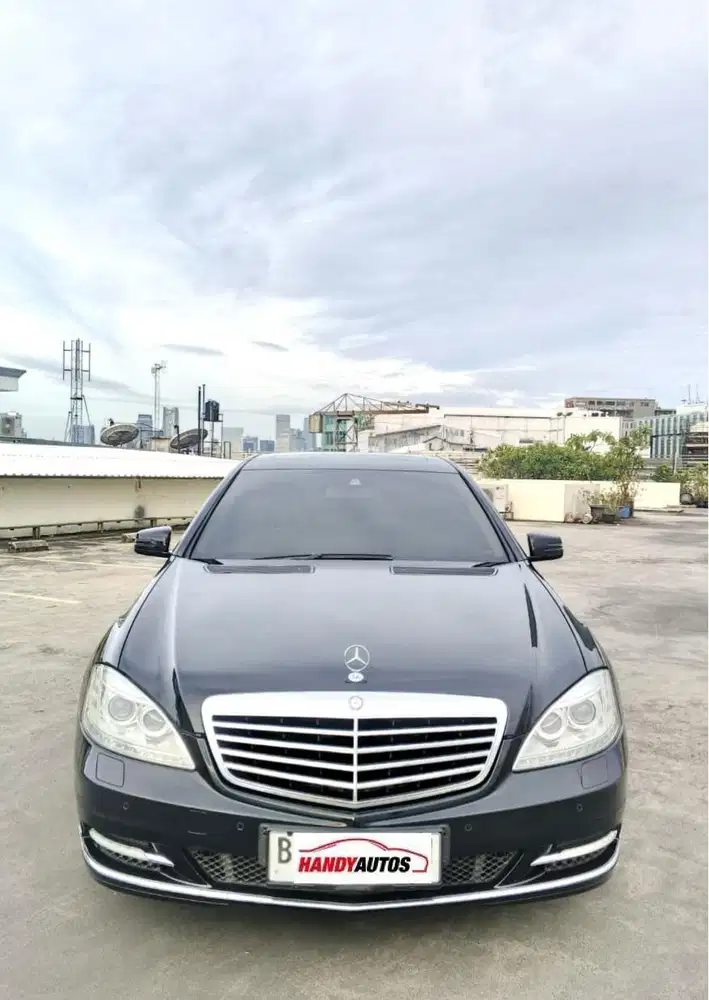 Mercedes Benz S300L Solitaire Facelift Tahun 2009 Automatic