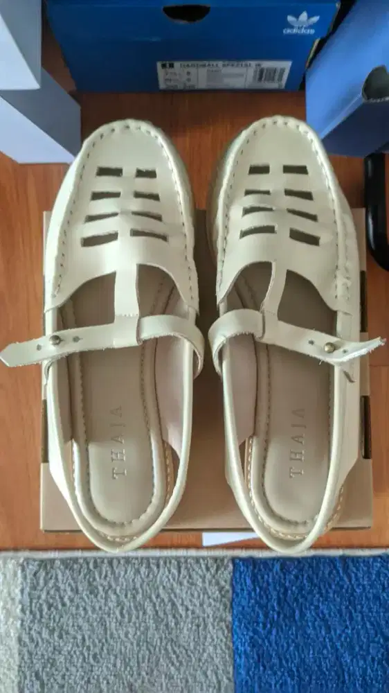 Preloved Sepatu wanita - Hibi Loafer Ivory size 39 (2x pakai)